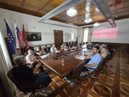 Delovni obisk ekipe VitaTiim; Vir: Občina Sežana